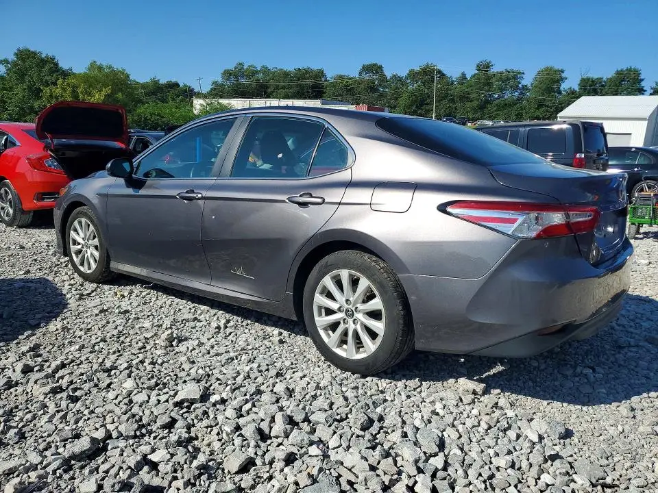 2018 TOYOTA CAMRY LE  