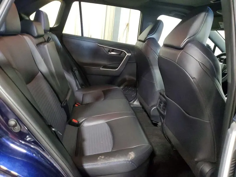 2019 TOYOTA RAV4 XSE  