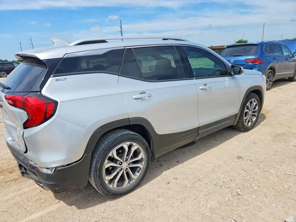 2019 GMC TERRAIN SLT  
