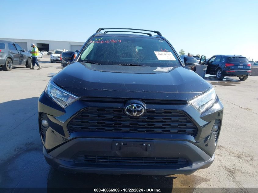 2020 TOYOTA RAV4 XLE