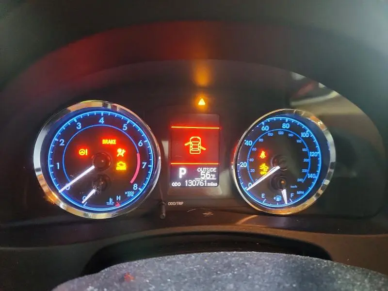 2019 TOYOTA COROLLA LE  