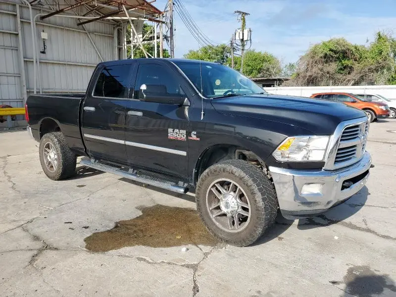 2015 RAM 2500 SLT  