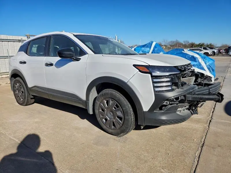 2025 NISSAN KICKS S  