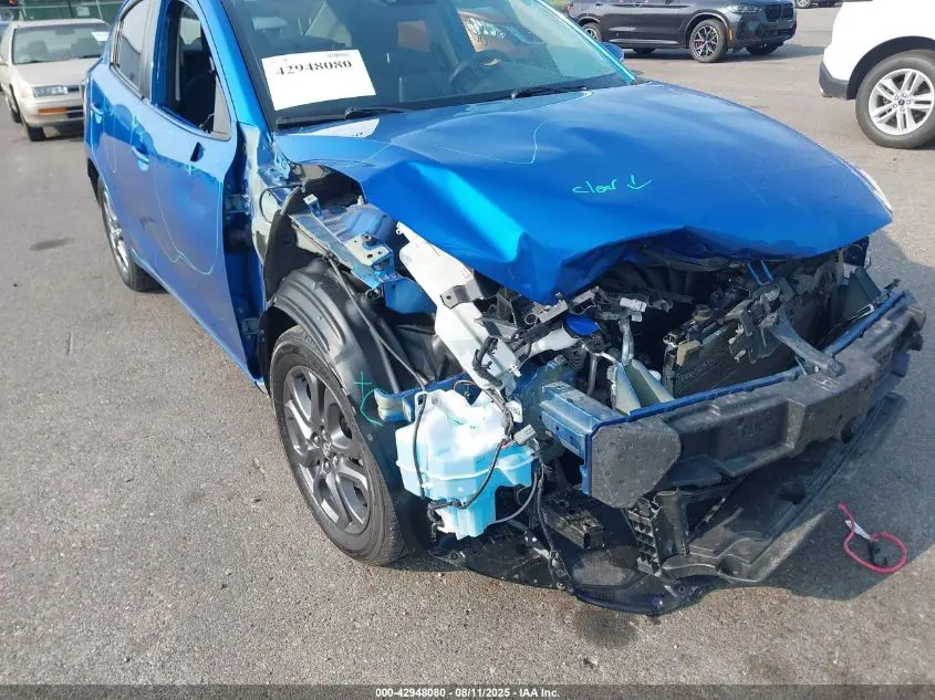 2019 TOYOTA YARIS LE