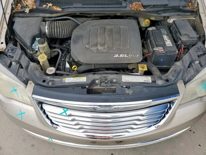 2012 CHRYSLER TOWN & COUNTRY TOURING  