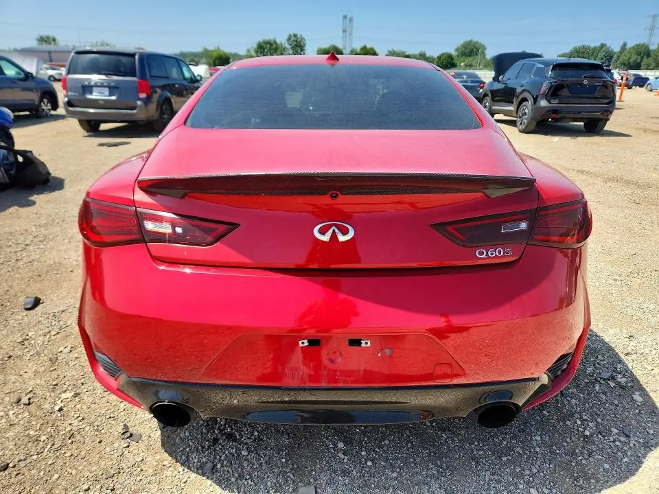 2017 INFINITI Q60 RED SPORT 400  