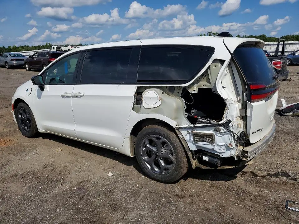 2024 CHRYSLER PACIFICA HYBRID SELECT  