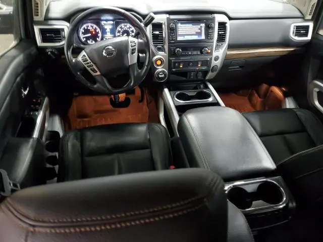2017 NISSAN TITAN SV  