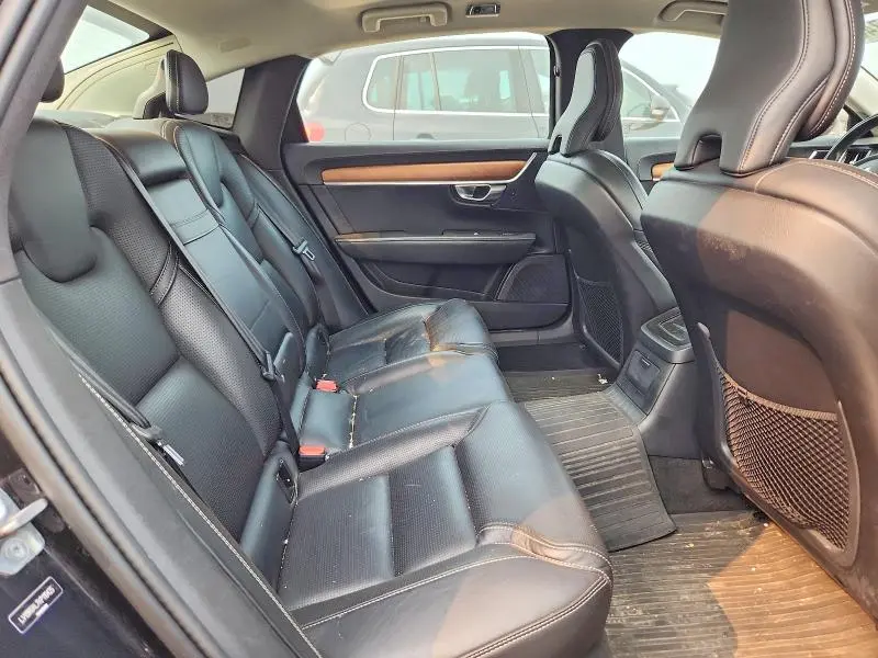 2019 VOLVO S90 T8 INSCRIPTION  