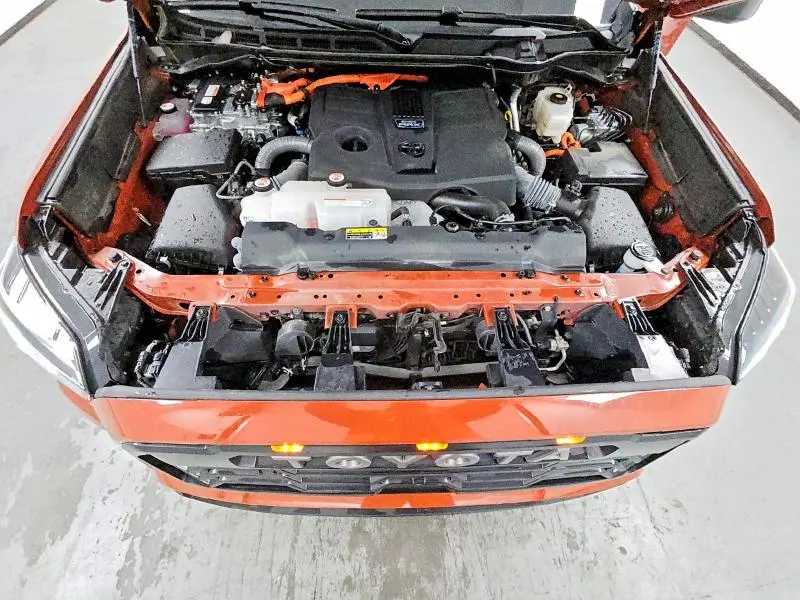 2024 TOYOTA SEQUOIA SR5  