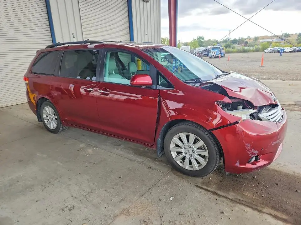 2012 TOYOTA SIENNA LIMITED 7-PASSENGER  