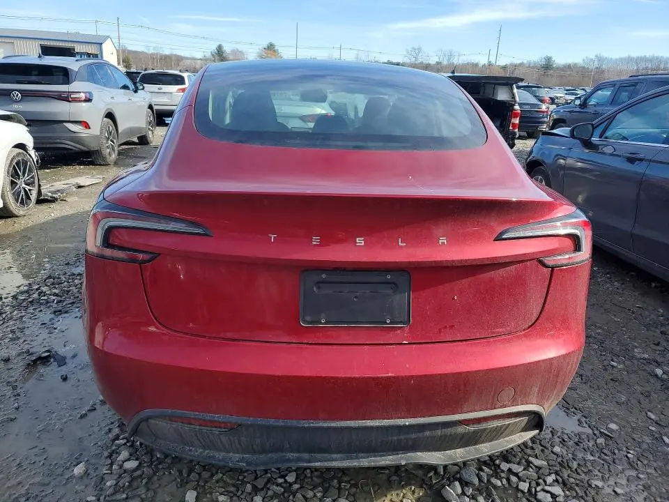 2025 TESLA MODEL 3   