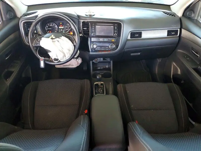 2016 MITSUBISHI OUTLANDER SE  