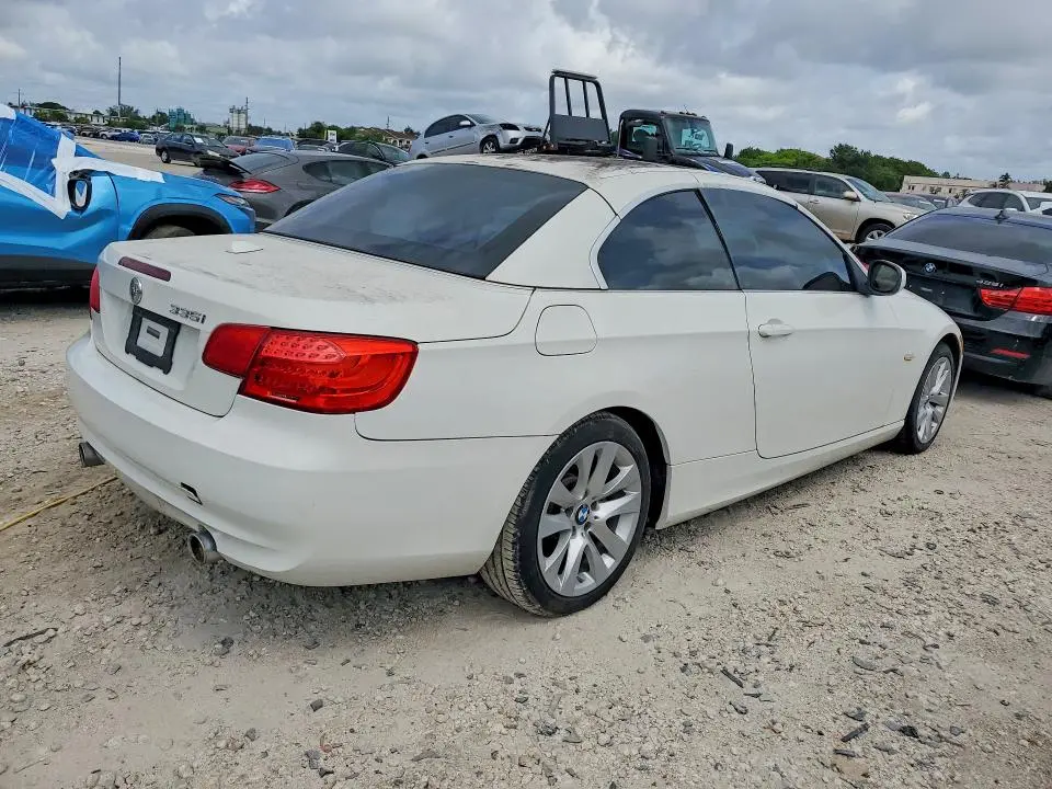 2011 BMW 335 I  