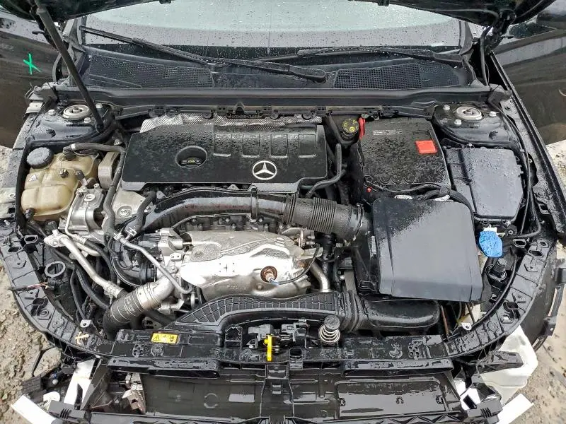 2021 MERCEDES-BENZ A 220  