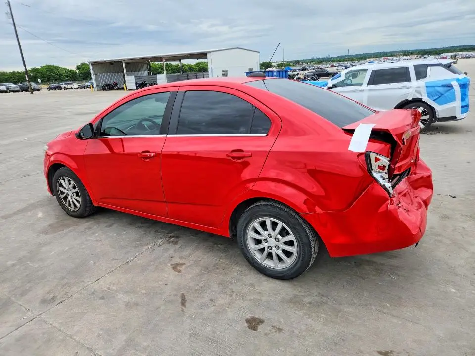 2019 CHEVROLET SONIC LT  