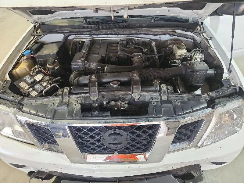 2017 NISSAN FRONTIER SV  
