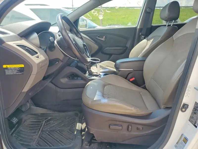 2014 HYUNDAI TUCSON SE  