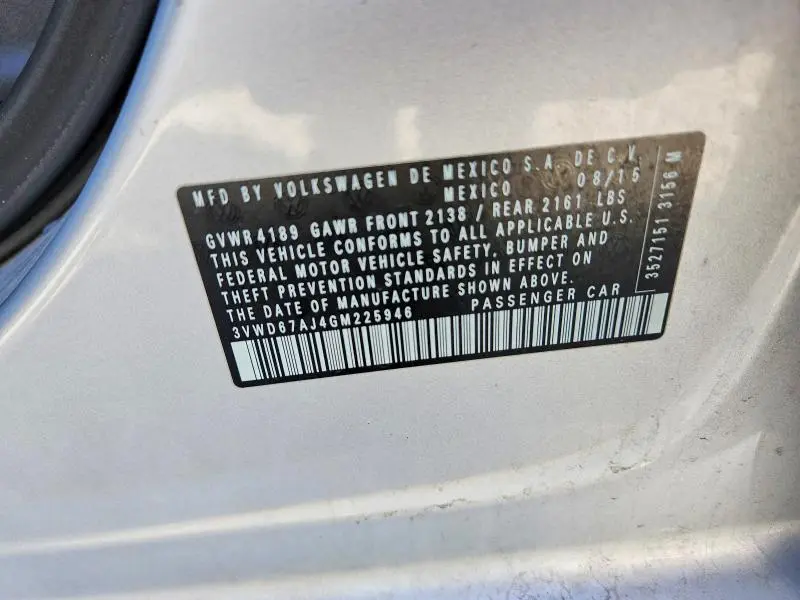 2016 VOLKSWAGEN JETTA SE  