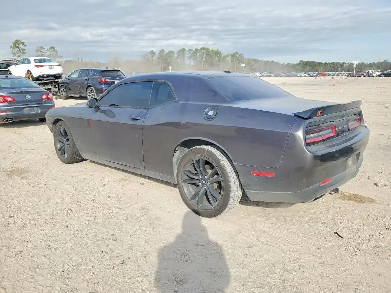 2018 DODGE CHALLENGER SXT  