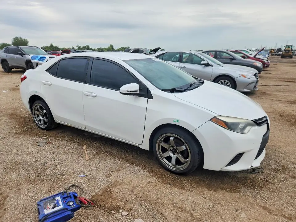 2016 TOYOTA COROLLA LE  