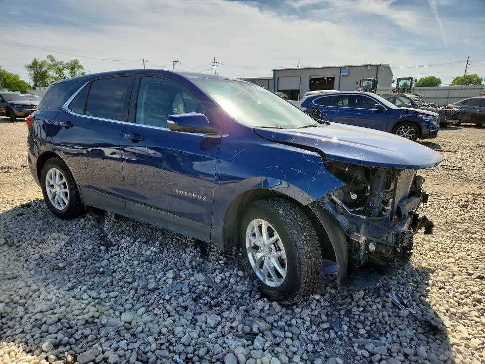 2022 CHEVROLET EQUINOX LT  