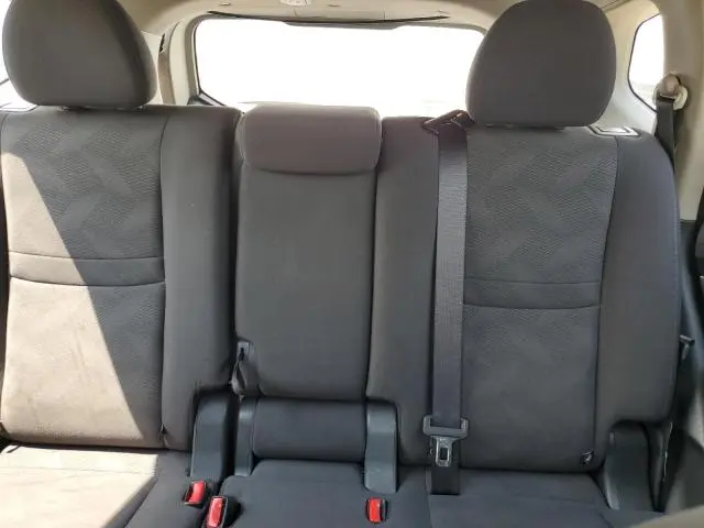 2016 NISSAN ROGUE S  