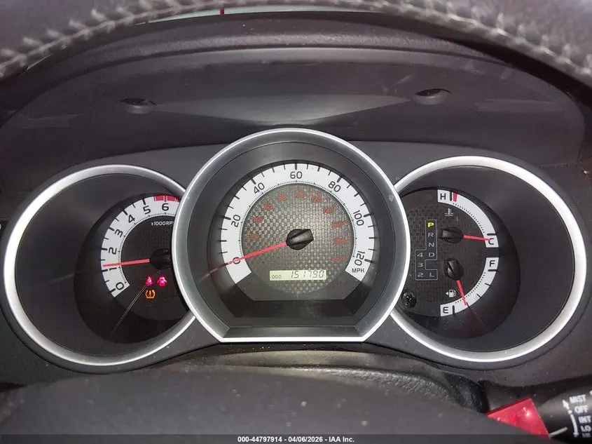 2013 TOYOTA TACOMA BASE V6