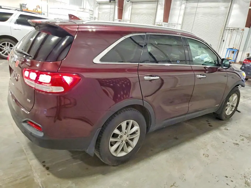 2016 KIA SORENTO LX  