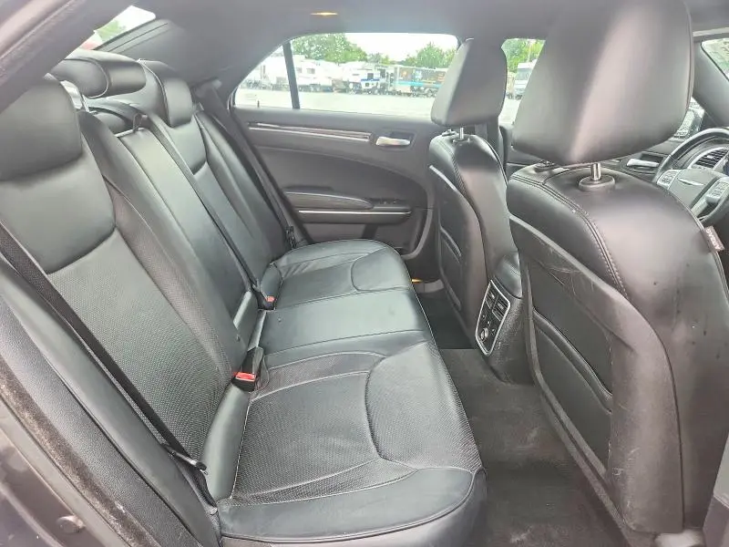 2014 CHRYSLER 300C   