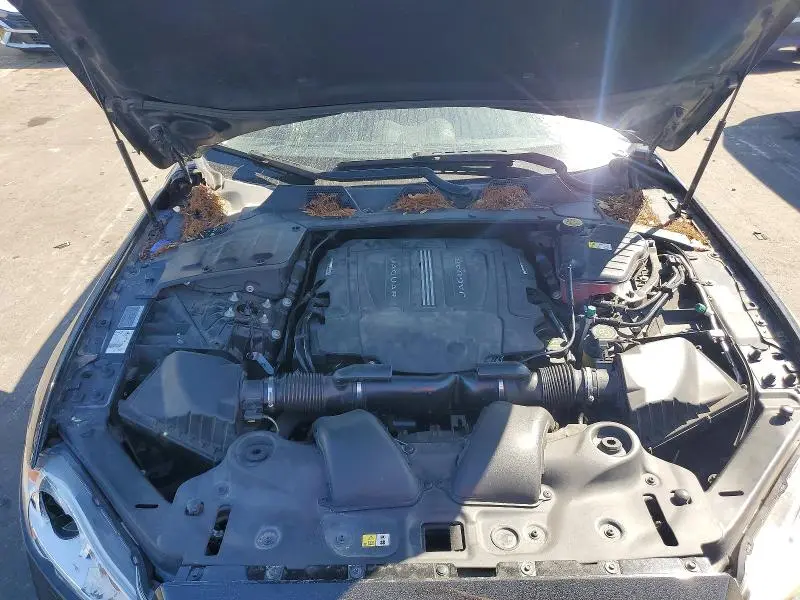 2015 JAGUAR XJL PORTFOLIO  