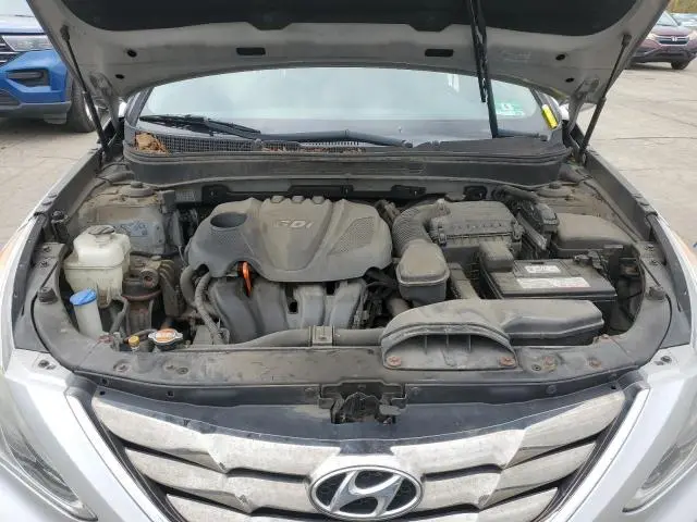 2011 HYUNDAI SONATA SE  