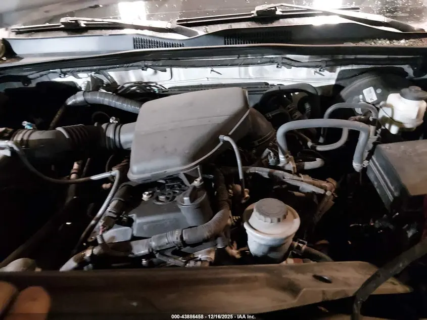 2018 TOYOTA TACOMA SR