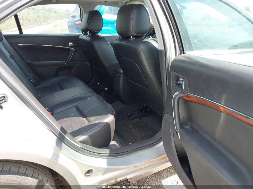 2012 LINCOLN MKZ  