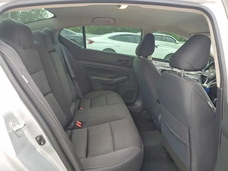 2024 NISSAN ALTIMA SV  