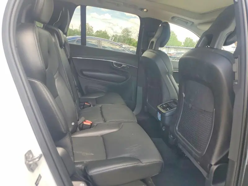 2020 VOLVO XC90 T5 MOMENTUM  