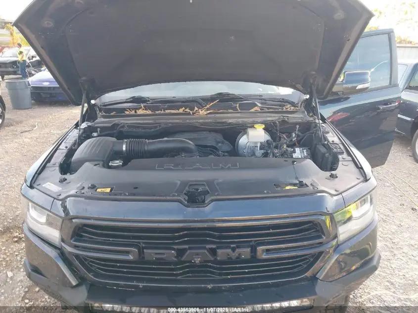 2019 RAM 1500 LARAMIE  4X4 5'7 BOX