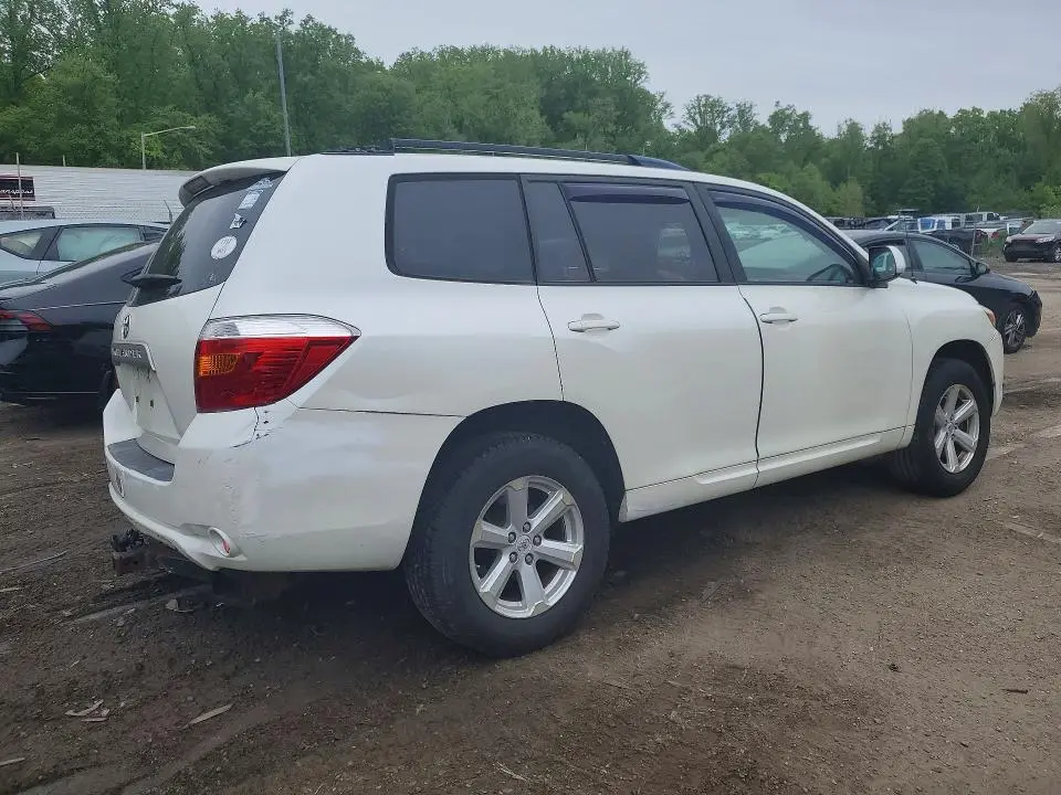 2010 TOYOTA HIGHLANDER BASE  