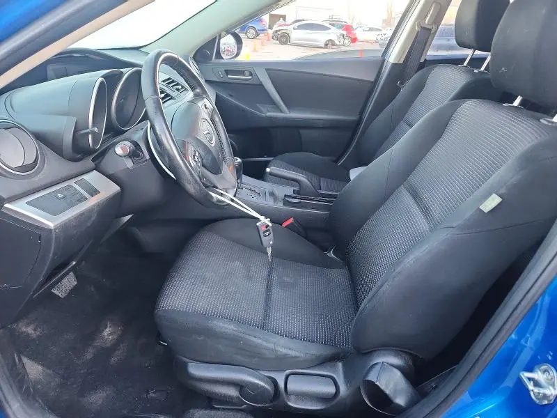2012 MAZDA 3 I  