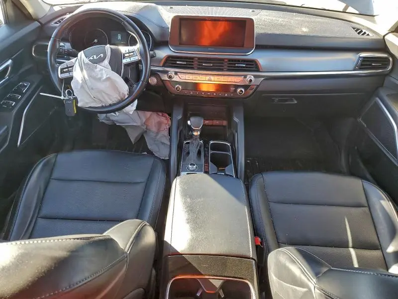 2022 KIA TELLURIDE LX  
