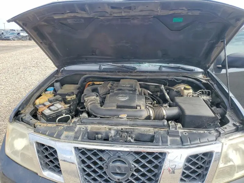2014 NISSAN FRONTIER SV  