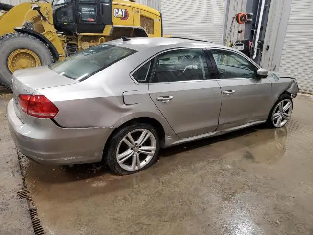 2014 VOLKSWAGEN PASSAT SE  