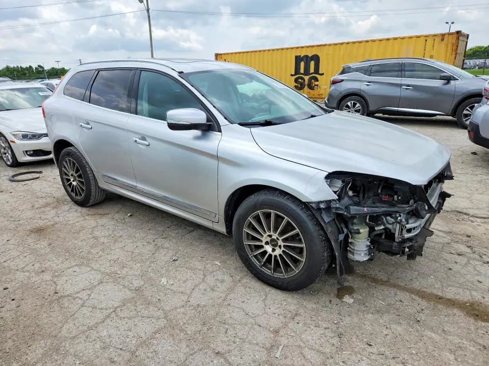 2014 VOLVO XC60 3.2  