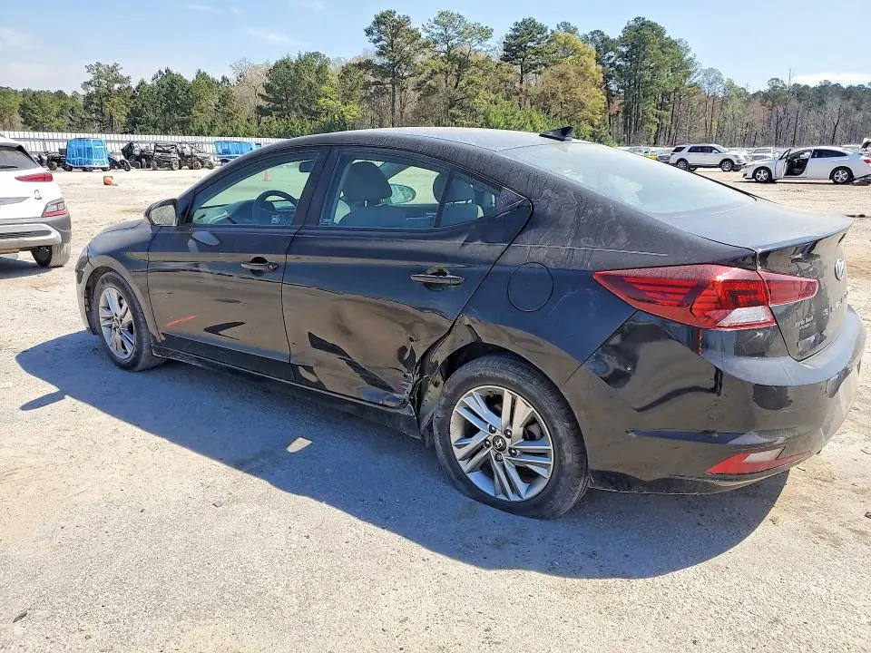 2019 HYUNDAI ELANTRA SEL  