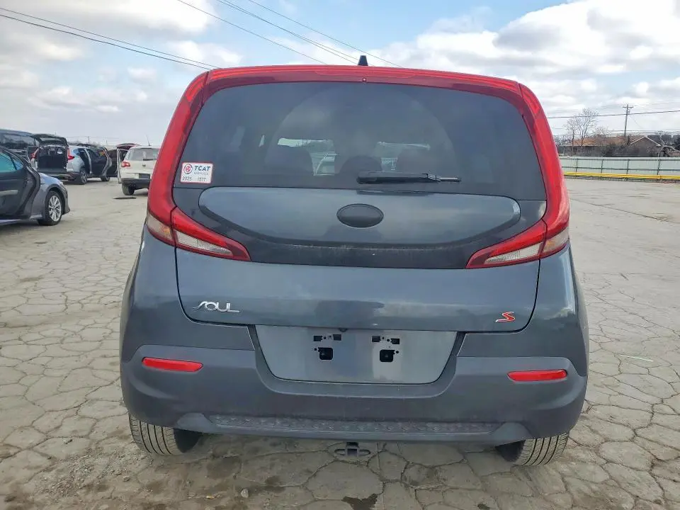 2020 KIA SOUL S  