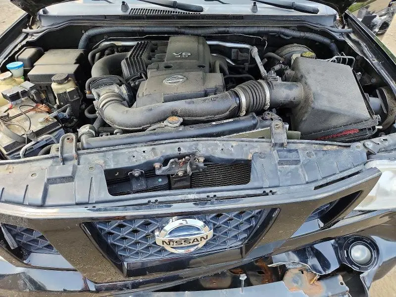 2011 NISSAN FRONTIER SV V6  