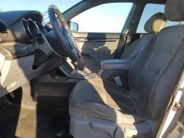 2011 KIA SORENTO BASE  