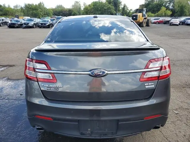2015 FORD TAURUS SEL  
