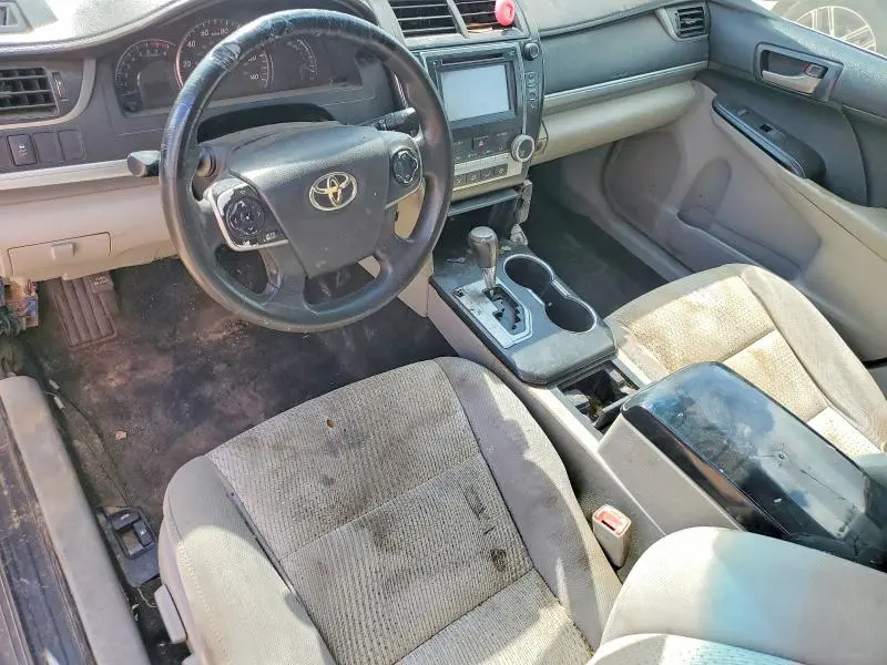 2014 TOYOTA CAMRY LE  