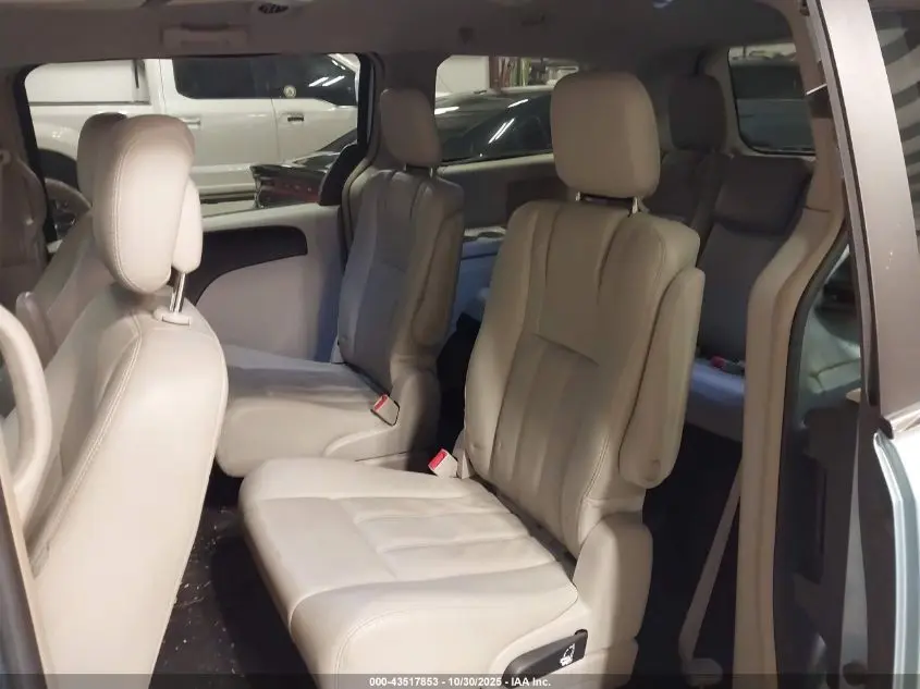 2012 CHRYSLER TOWN & COUNTRY TOURING